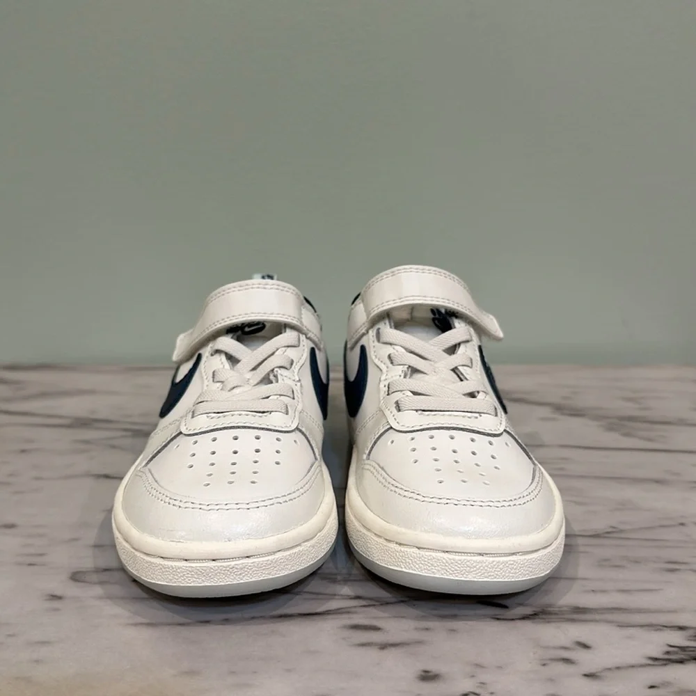 Nike Court Borough Low 2 SE Sneakers Little Girls 11